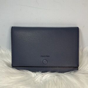 Calvin Klein Mini Crossbody Bag. NWOT.